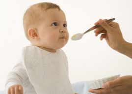 Какие правила нужно соблюдать в кормлении малыша?