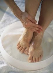 Народные средства для смягчения и увлажнения кожи ног