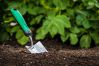 Как уменьшить кислотность почвы на садовом участке